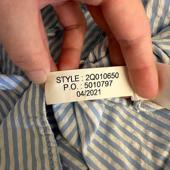 Vineyard Vines Seersucker Flutter Sleeve Dress Blue White Small‎ Classic Coastal - Picture 7 of 7